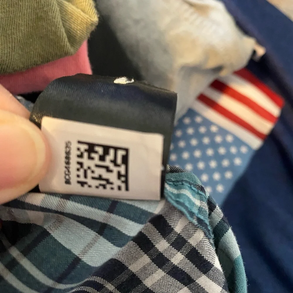 The North Face Plaid Short Sleeve Button Down Shirt (Men's Medium)Blue‎